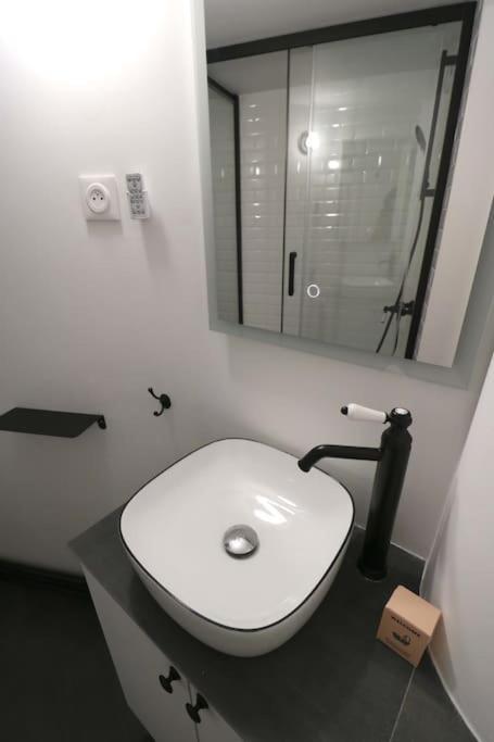 Appartement Cocon Neuf & Cosy - A Deux Pas De Bercy Paris